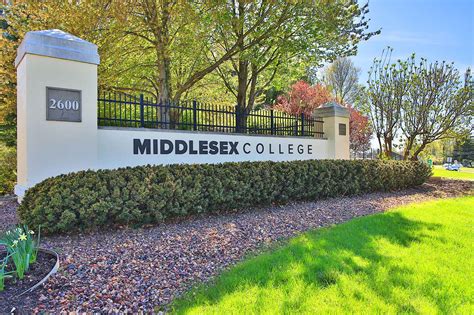 middlesex college